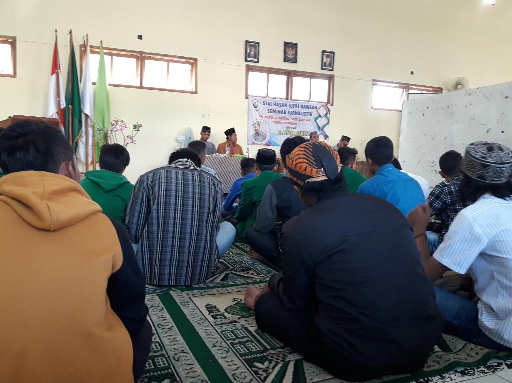 Seminar Jurnalistik, The Power of Writing, Satu Goresan Sejuta Perubahan.