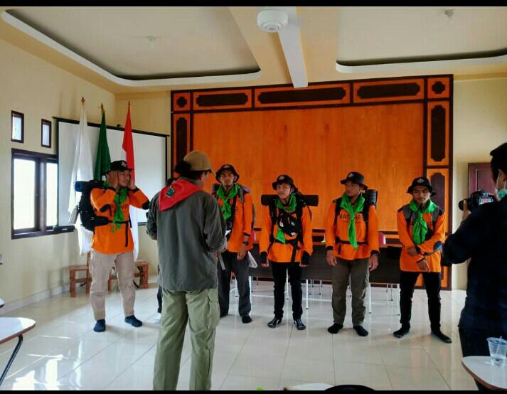  UKM MAPALA MATAHARI ADAKAN DIKSAR PERTAMA, TARGETKAN BERADA DITITIK 0 PULAU BAWEAN